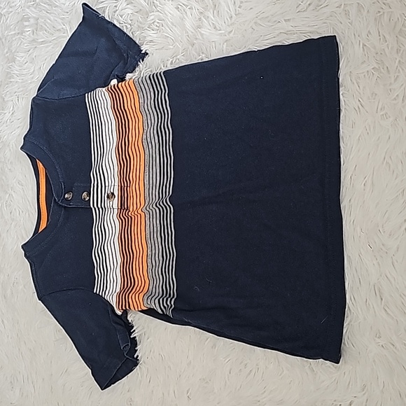 Boys size 5 bundle of  4 tops. 2 puma and 2 others - Picture 9 of 12